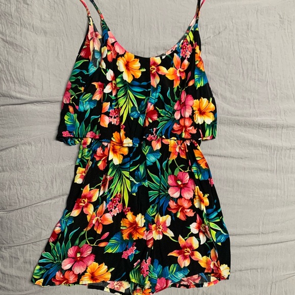 Romper - Picture 3 of 3